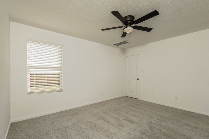 1,525/Mo, 1854 Musk Rose Converse, TX 78109 Main Bedroom View 2