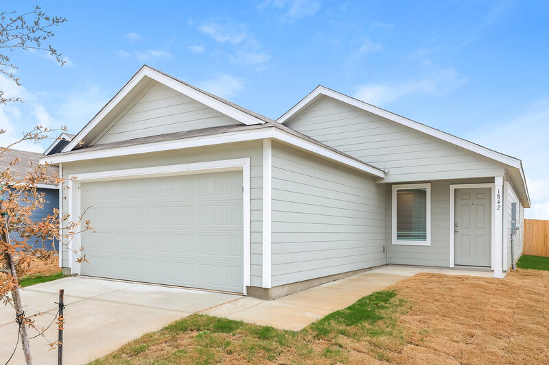 1,440/Mo, 1842 Musk Rose Converse, TX 78109 Front View