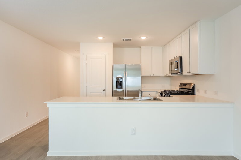 1,440/Mo, 1842 Musk Rose Converse, TX 78109 Kitchen View