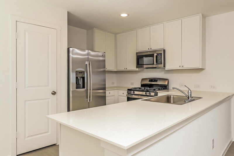 1,590/Mo, 1850 Musk Rose Converse, TX 78109 Kitchen View