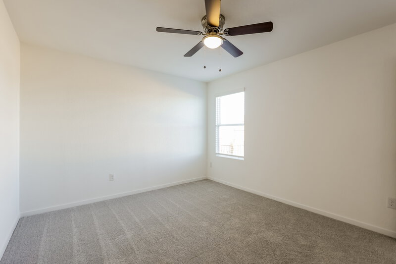 1,520/Mo, 522 Chevre Rd New Braunfels, TX 78130 Main Bedroom View 2