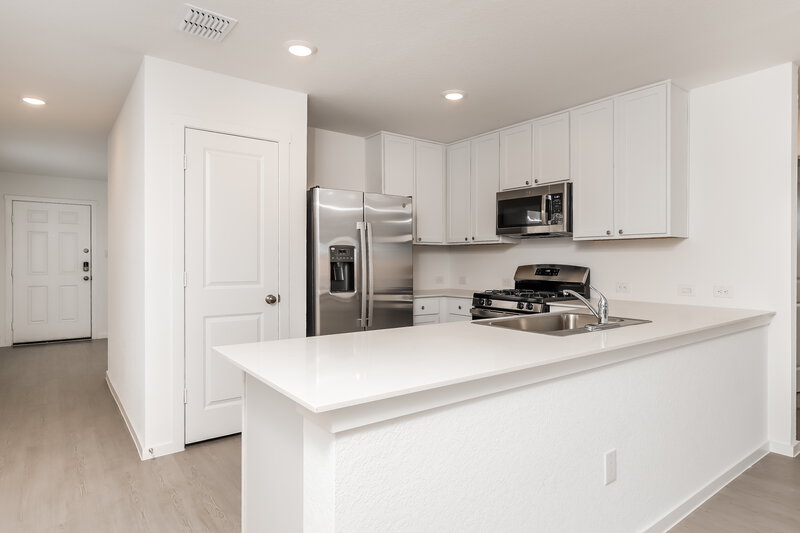 1,485/Mo, 10035 Mather Way Converse, TX 78109 Kitchen View