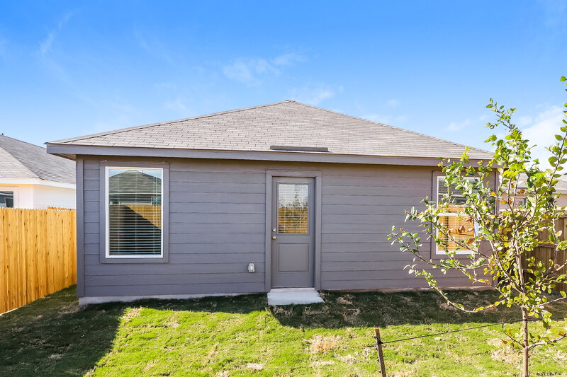 1,495/Mo, 11533 Chestnut Rose Converse, TX 78109 Rear View