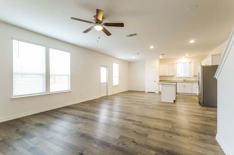 2,085/Mo, 10407 Monte Carmel Pl Converse, TX 78109 Living Room View