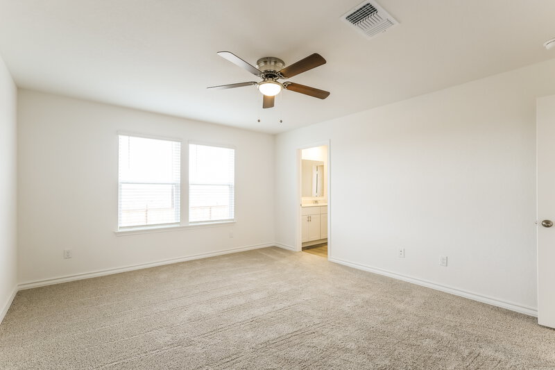 2,085/Mo, 10407 Monte Carmel Pl Converse, TX 78109 Main Bedroom View