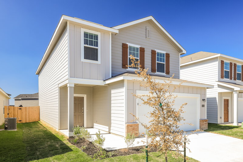 1,815/Mo, 5539 Bluebell Mdw Converse, TX 78109 Front View