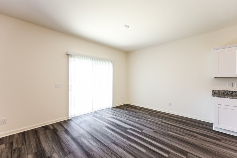 1,815/Mo, 5539 Bluebell Mdw Converse, TX 78109 Dining Room View