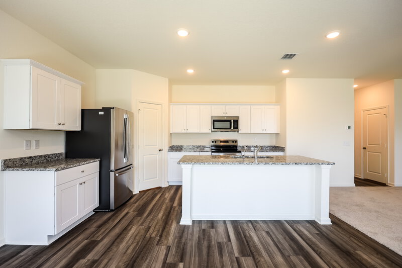 1,815/Mo, 5539 Bluebell Mdw Converse, TX 78109 Kitchen View