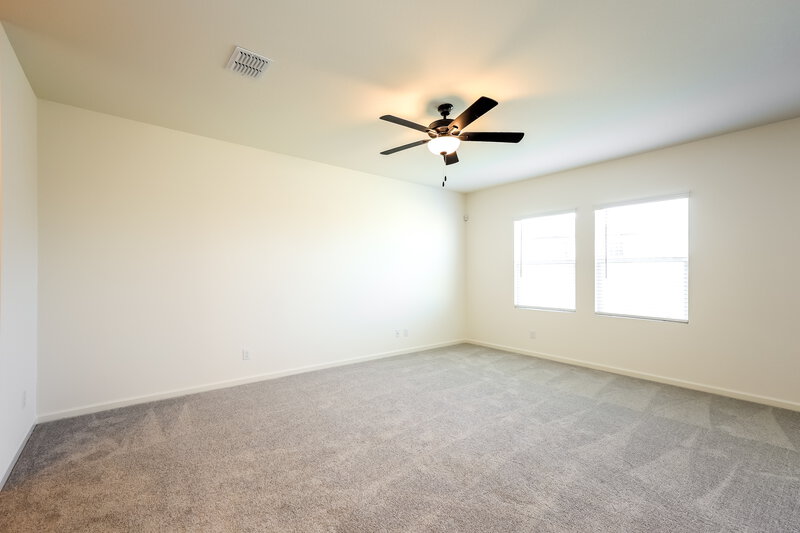 1,815/Mo, 5539 Bluebell Mdw Converse, TX 78109 Main Bedroom View