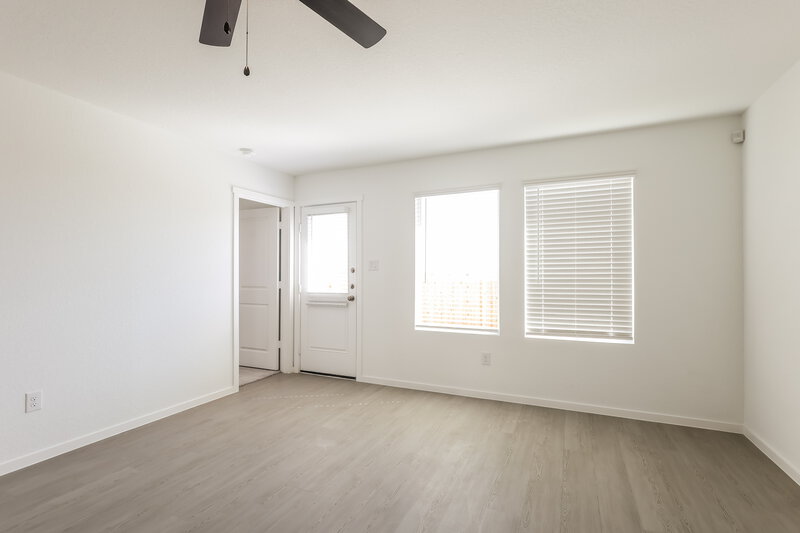 1,515/Mo, 1822 Musk Rose Converse, TX 78109 Living Room View 2