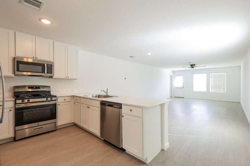 1,515/Mo, 1822 Musk Rose Converse, TX 78109 Kitchen View