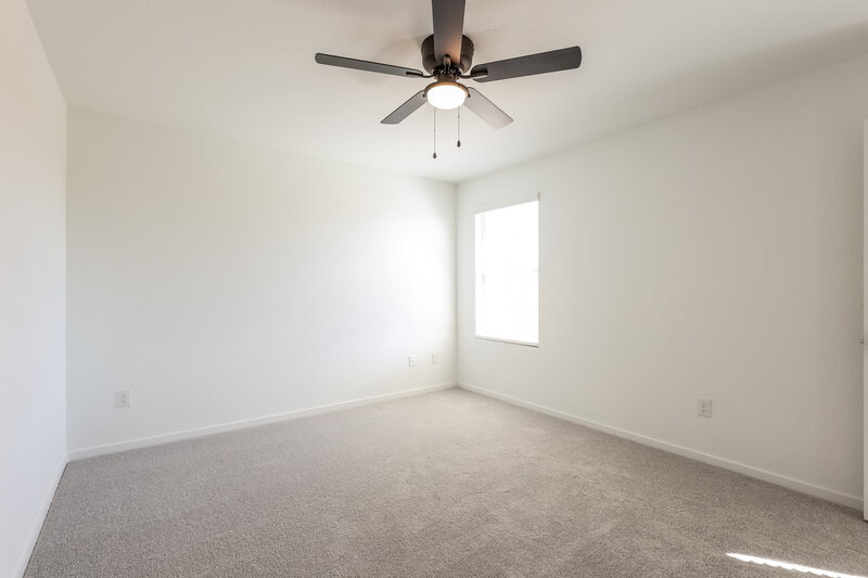 1,515/Mo, 1822 Musk Rose Converse, TX 78109 Main Bedroom View