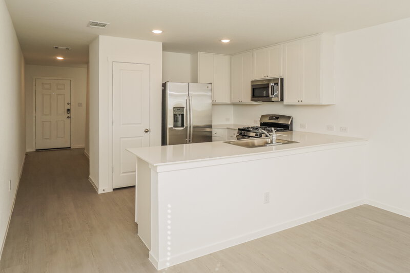 1,660/Mo, 1826 Musk Rose Converse, TX 78109 Kitchen View
