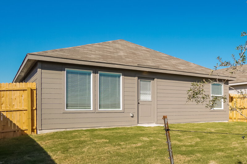 1,660/Mo, 1826 Musk Rose Converse, TX 78109 Rear View 2