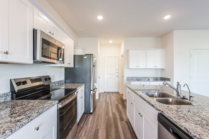 1,725/Mo, 5713 Texas Palm Dr Converse, TX 78109 Kitchen View 2