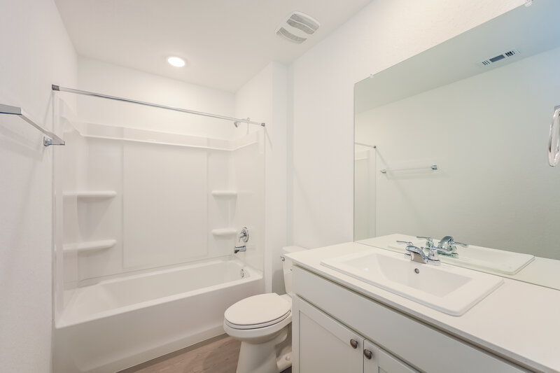 1,495/Mo, 1810 Musk Rose Converse, TX 78109 Bathroom View