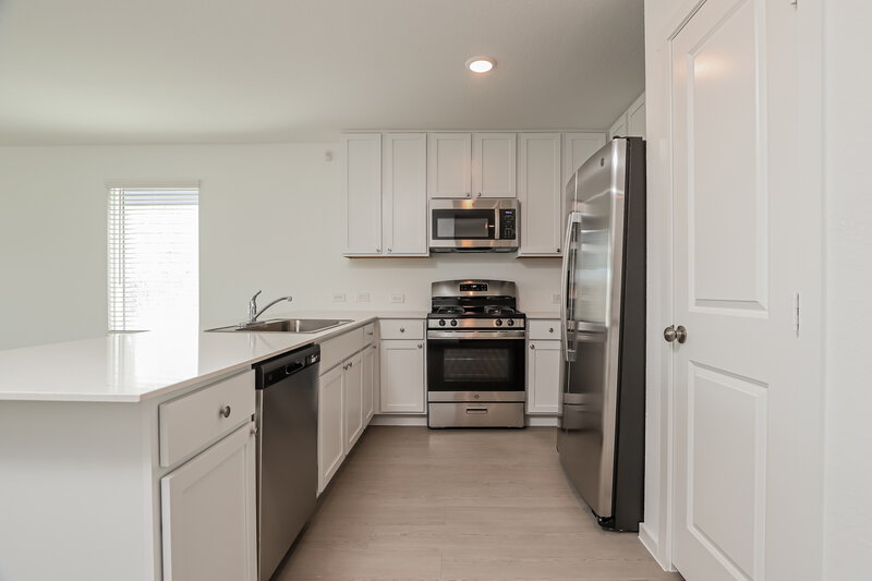 1,530/Mo, 175 Amy Aly San Antonio, TX 78253 Kitchen View