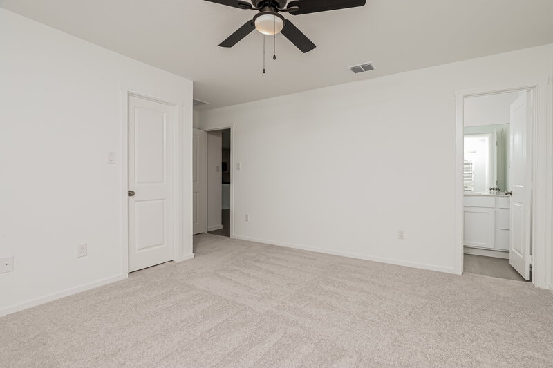 1,530/Mo, 175 Amy Aly San Antonio, TX 78253 Main Bedroom View 2