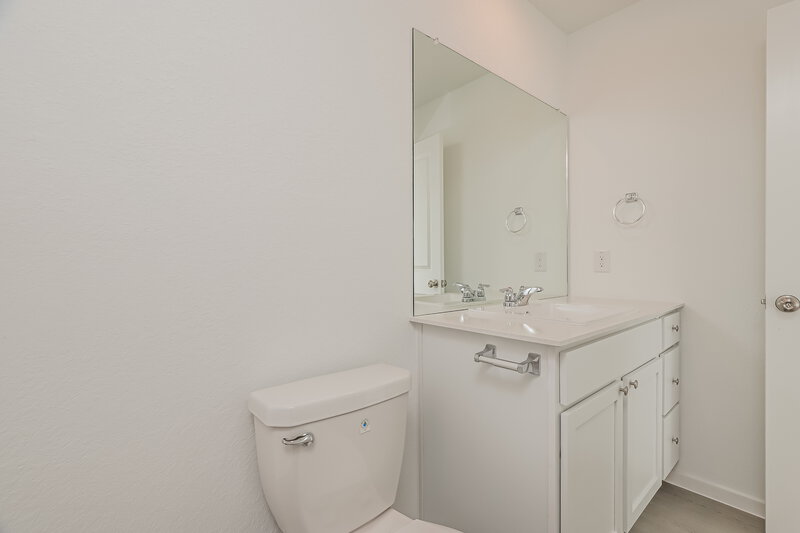 1,530/Mo, 175 Amy Aly San Antonio, TX 78253 Main Bathroom View