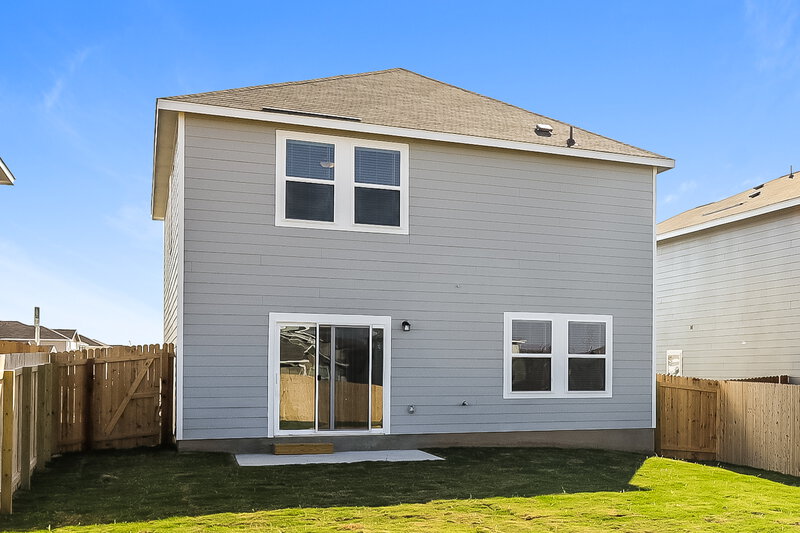 1,650/Mo, 5733 Texas Palm Dr Converse, TX 78109 Rear View