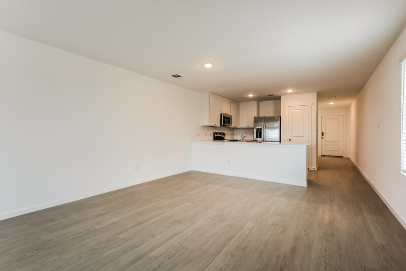 1,565/Mo, 3415 Muenster Ave New Braunfels, TX 78130 Living Room View 2