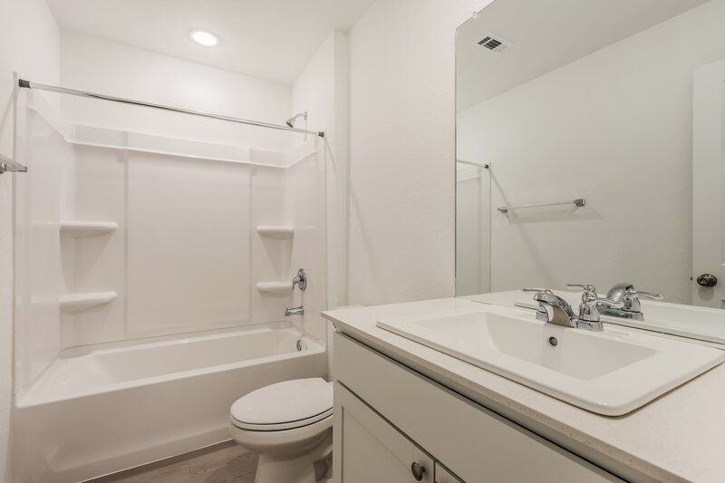 1,565/Mo, 3415 Muenster Ave New Braunfels, TX 78130 Bathroom View