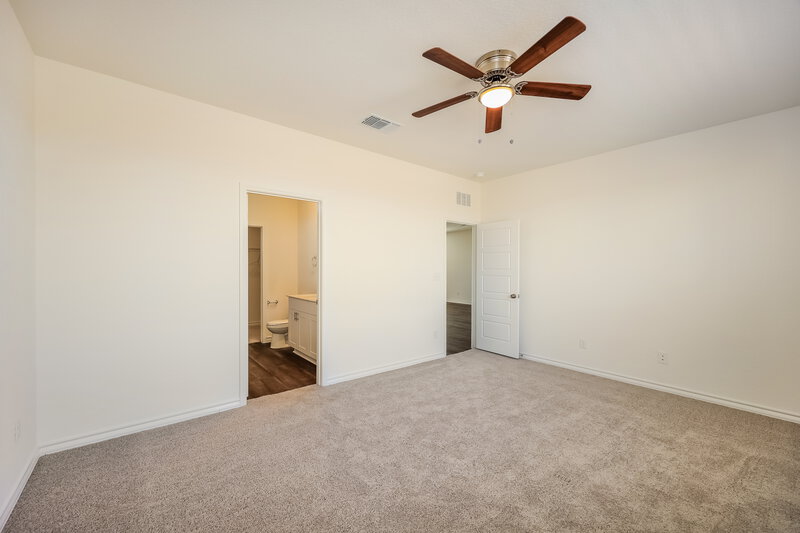 1,895/Mo, 10419 Monte Carmel Pl Converse, TX 78109 Main Bedroom View 2