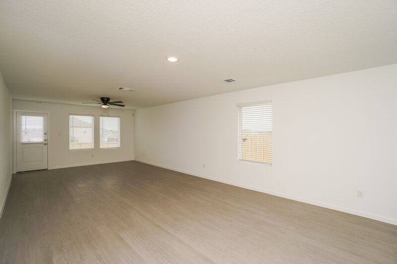 1,650/Mo, 540 Roquefort St New Braunfels, TX 78130 Dining Room View