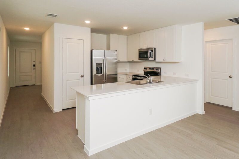 1,650/Mo, 540 Roquefort St New Braunfels, TX 78130 Kitchen View