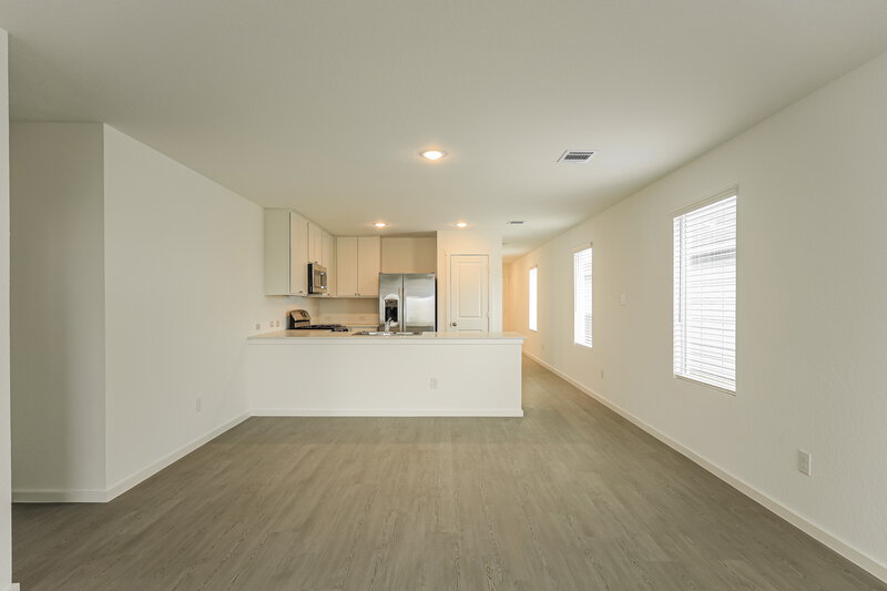 1,405/Mo, 11516 Chestnut Rose Converse, TX 78109 Dining Room View