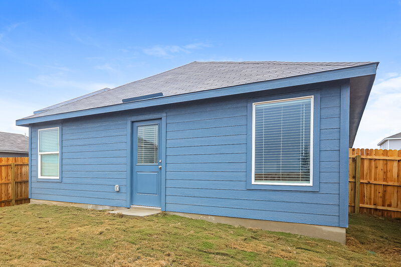 1,405/Mo, 11516 Chestnut Rose Converse, TX 78109 Rear View