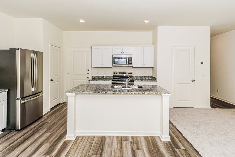 1,555/Mo, 5543 Bluebell Mdw Converse, TX 78109 Kitchen View 2