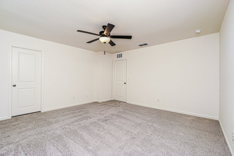 1,555/Mo, 5543 Bluebell Mdw Converse, TX 78109 Main Bedroom View