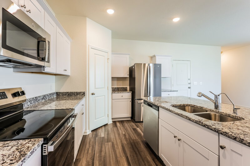 2,025/Mo, 5717 Texas Palm Dr Converse, TX 78109 Kitchen View