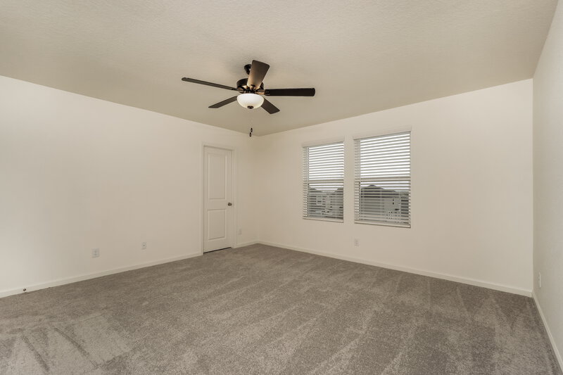 1,805/Mo, 5549 Bluebell Mdw Converse, TX 78109 Main Bedroom View 2
