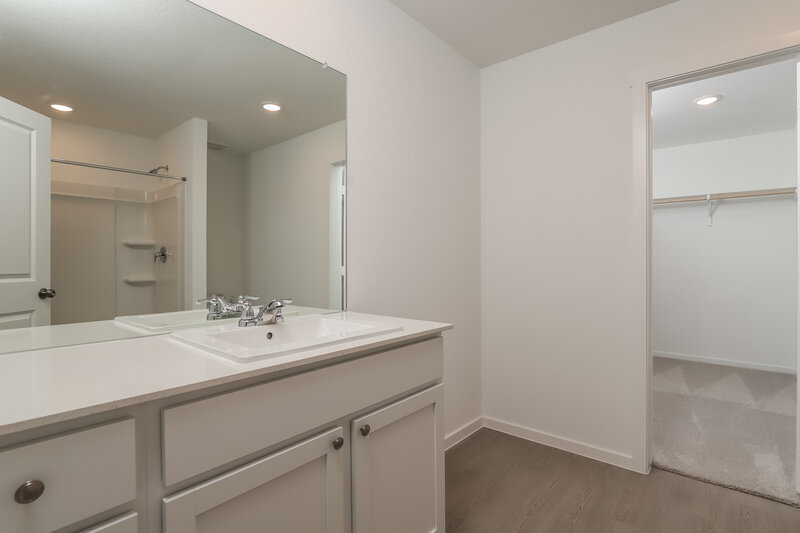 1,870/Mo, 253 AMY ALLEY San Antonio, TX 78253 Main Bathroom View