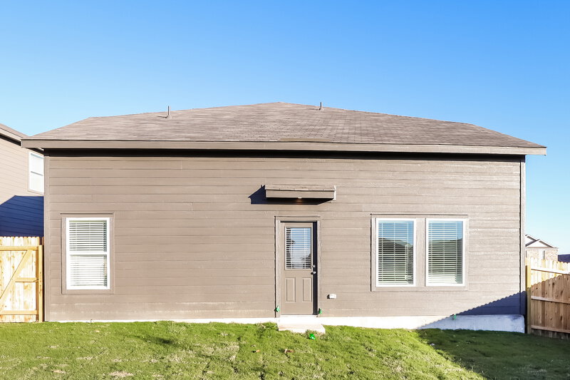 1,870/Mo, 253 AMY ALLEY San Antonio, TX 78253 Rear View