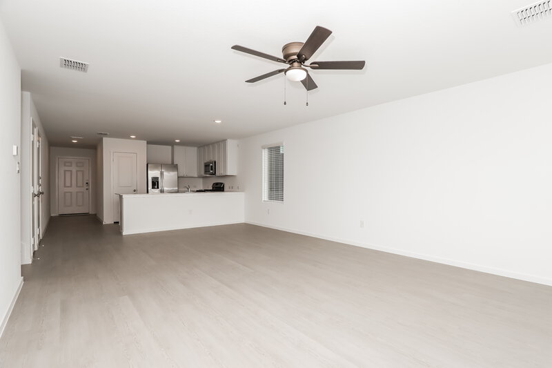 1,660/Mo, 261 Amy Aly San Antonio, TX 78253 Living Room View 2