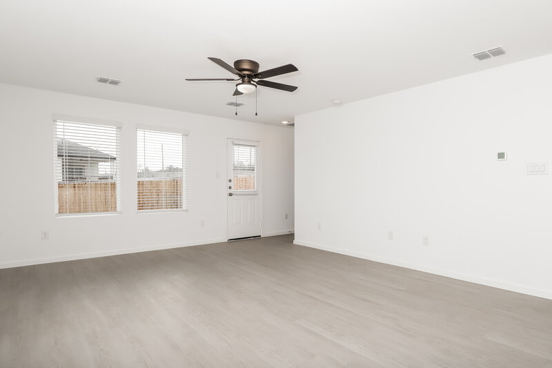 1,660/Mo, 261 Amy Aly San Antonio, TX 78253 Living Room View 3