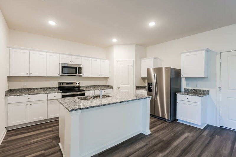 1,815/Mo, 5815 Texas Palm Dr Converse, TX 78109 Kitchen View