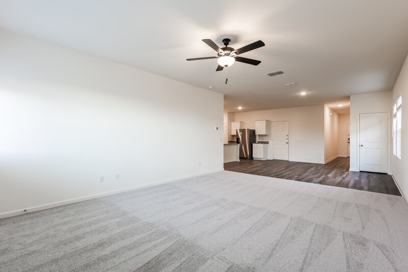 1,815/Mo, 5815 Texas Palm Dr Converse, TX 78109 Family Room View