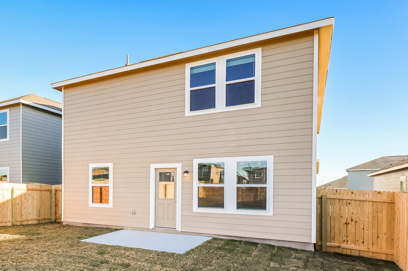 1,815/Mo, 5815 Texas Palm Dr Converse, TX 78109 Rear View