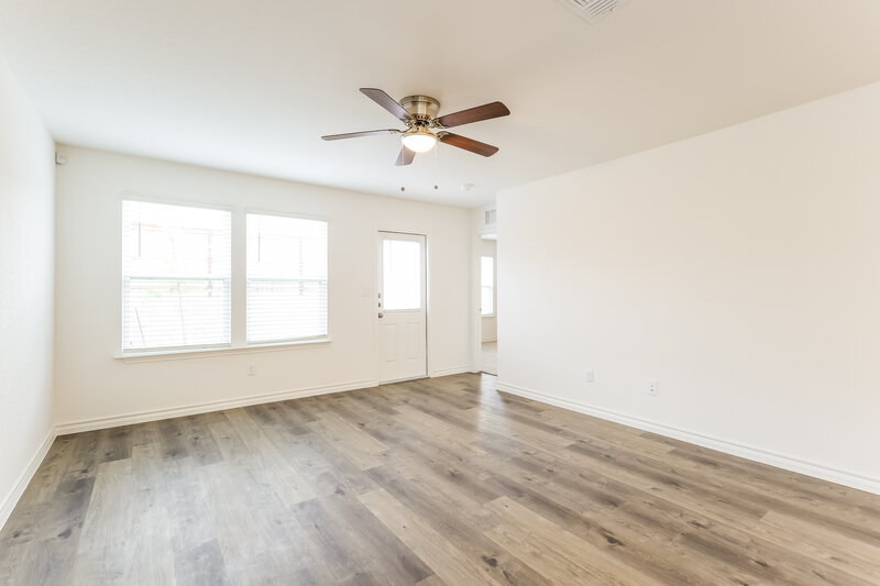 1,710/Mo, 10315 Monte Carmel Pl Converse, TX 78109 Living Room View 2