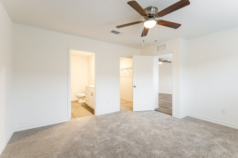 1,710/Mo, 10315 Monte Carmel Pl Converse, TX 78109 Main Bedroom View