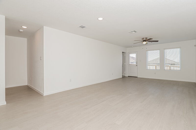 1,695/Mo, 518 Chevre Rd New Braunfels, TX 78130 Living Room View