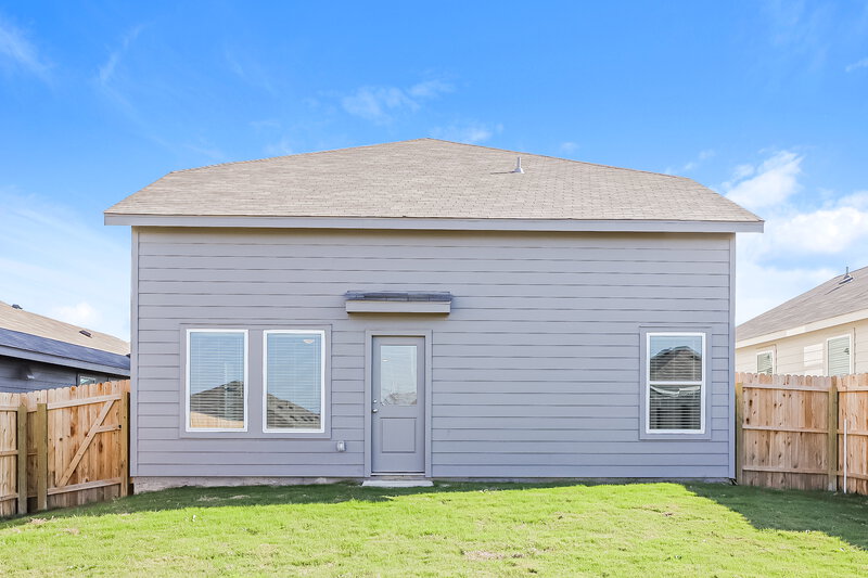 1,695/Mo, 518 Chevre Rd New Braunfels, TX 78130 Rear View