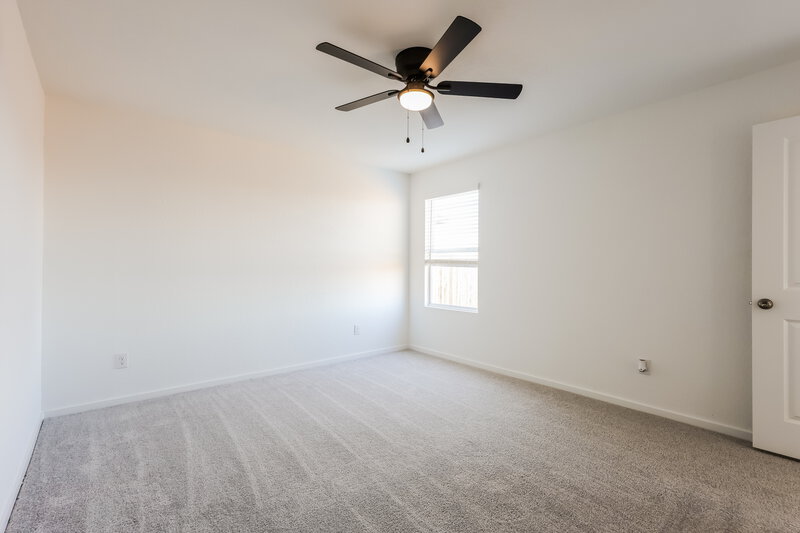 1,695/Mo, 536 Roquefort St New Braunfels, TX 78130 Main Bedroom View