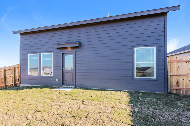 1,695/Mo, 536 Roquefort St New Braunfels, TX 78130 Rear View