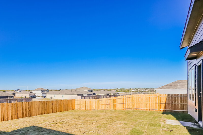 1,695/Mo, 536 Roquefort St New Braunfels, TX 78130 Backyard View