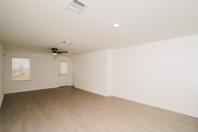 1,485/Mo, 11524 Chestnut Rose Converse, TX 78109 Living Room View